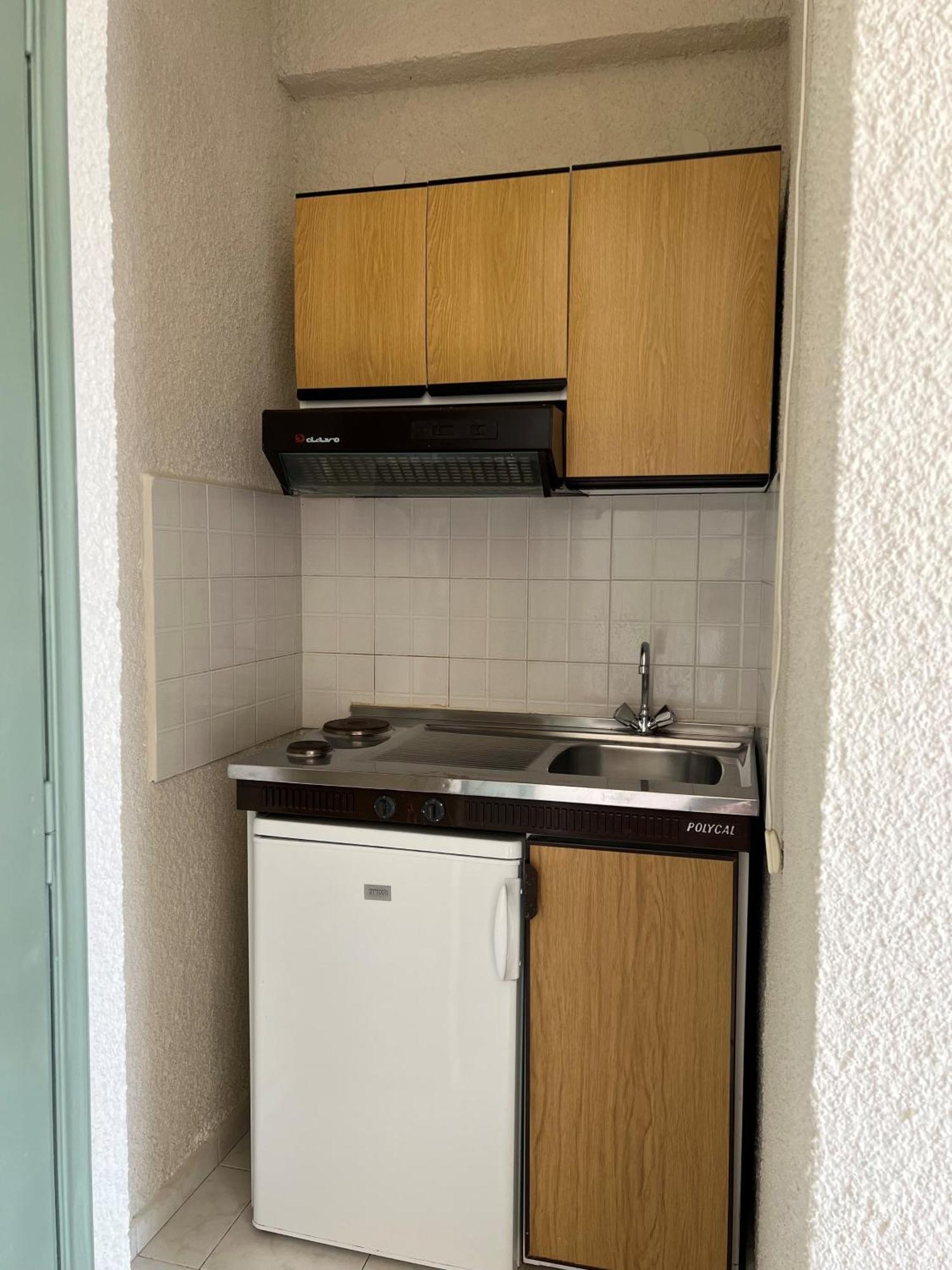 Kores Aegina Agia Marina  Zewnętrze zdjęcie
