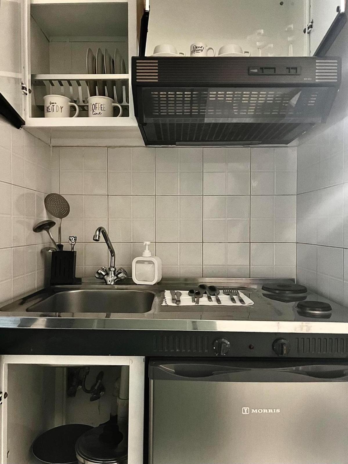 Kores Aegina Agia Marina  Zewnętrze zdjęcie